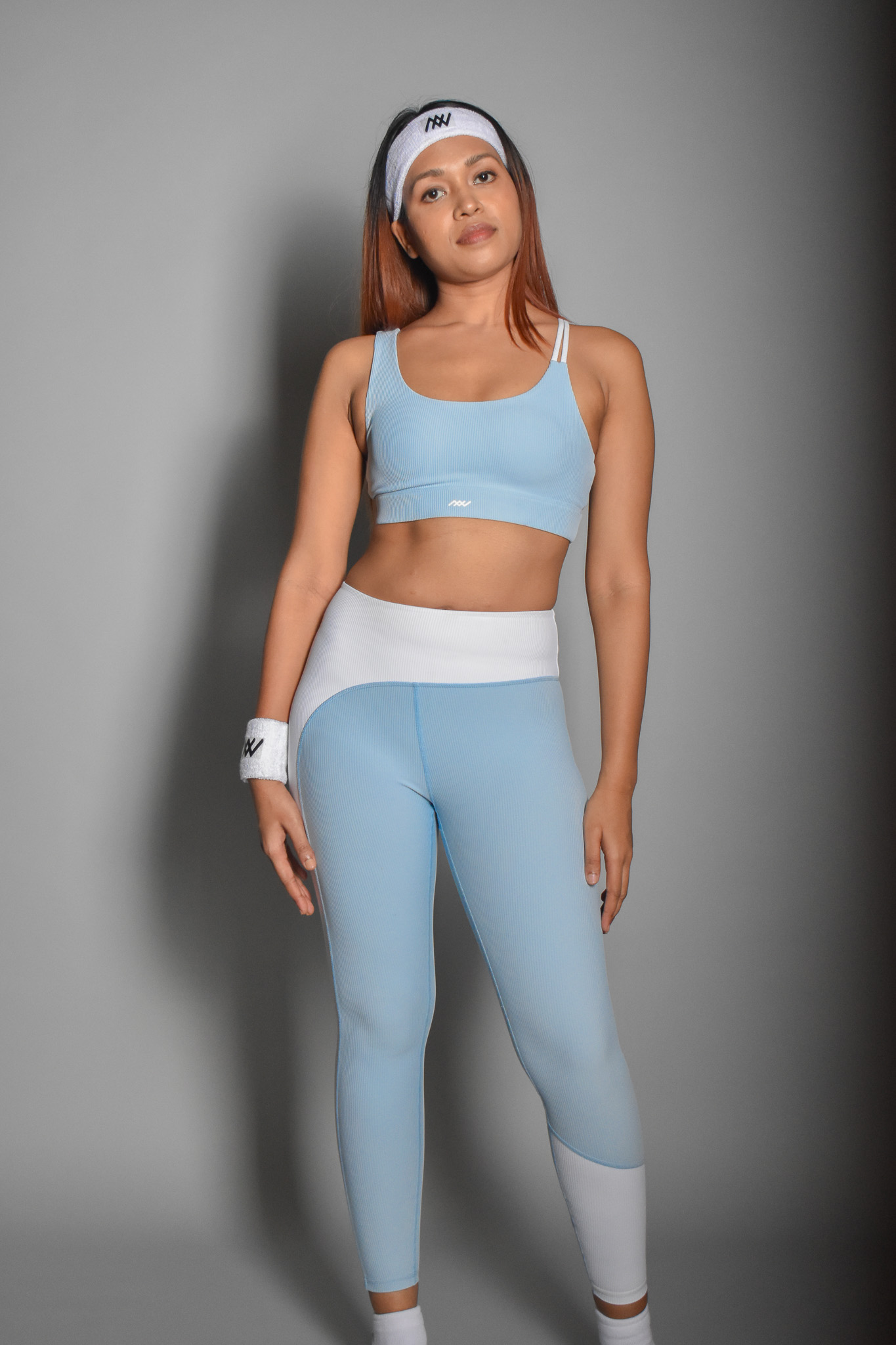 Set (Leggings + Sports Bra) - Frost